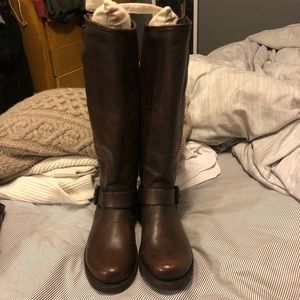 Nearly new Frye Boots